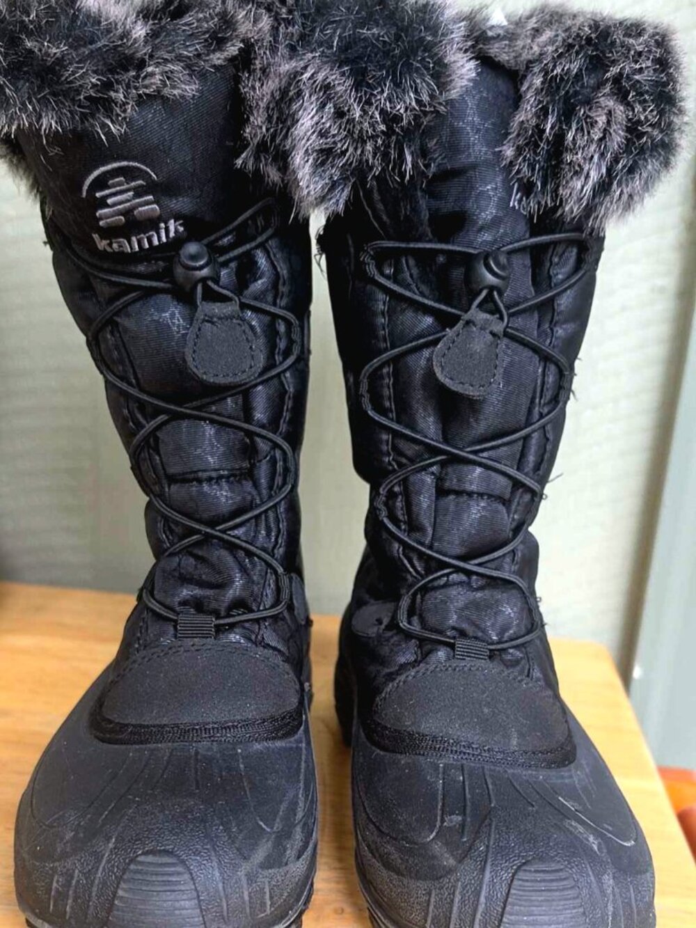 Kamik Momentum Womens Sz 8 Waterproof Insulated Winter Snow Boots Black Mid-Calf